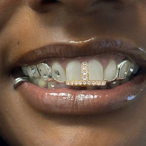 Grillz de Oro en Forma de T Estilo Hip Hop con Circonitas Bling CZ, Joyería <span class=keywords><strong>Dental</strong></span> para Hombres y Mujeres, Accesorios de Dientes de Vampiro - Product Image 4