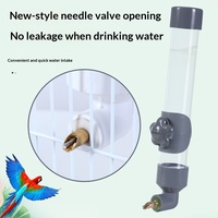 Fontaine à eau pour petits animaux, distributeur d'eau automatique, type Striker, accessoires pour oiseaux, résistant aux morsures, en plastique, pour perroquets