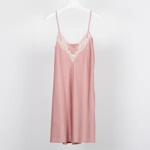 蕾丝粉红色睡衣高品质晚装舒适连衣裙的妇女