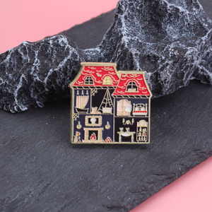 Maison hantée de <span class=keywords><strong>Ghost</strong></span> <span class=keywords><strong>Town</strong></span> Personnalité effrayante d'Halloween Insigne en alliage unique, épingle en émail. Épingles de sac à dos, etc. - Product Image 2