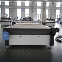 Utools Mehrschichtige Digitale CNC Oszillierende Messerschneidemaschine für Stoff und Oxford-Gewebe in der Bekleidungsindustrie