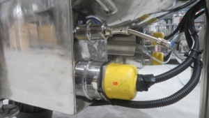 Mezclador de Calentamiento de Acero Inoxidable de 500L para Pastas con Agitadores, Emulsionador, Homogeneizador con Pantalla Táctil, Personalizado en SUS304/SUS316 - Product Image 4