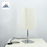 Lampe de table moderne de style nordique de luxe, E26, base en métal, tissu, alimentation électrique AC, décoration pour chambre à coucher, salon, restaurant