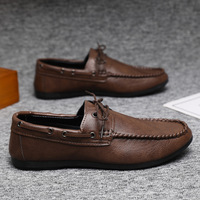 Mocassins de conduite et chaussures bateau en cuir PU, tendance, avec logo personnalisé OEM/ODM, doublure tendance, semelle extérieure en PVC, pour hommes et femmes