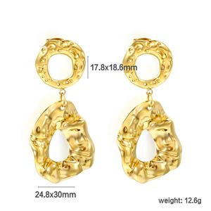 Pendientes Personalizados Hipoalergénicos de Acero Inoxidable con Textura Irregular, Pendientes Gruesos con Baño de Oro de 18K PVD para Mujer - Product Image 2