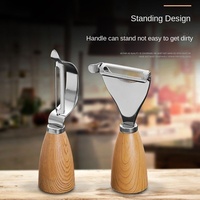 Fabriek Directe Creatieve Multifunctionele Metalen Fruit Groente Dunschiller Handleiding Pp Plastic Voor Fruit Groente Multifunctionele Peeling