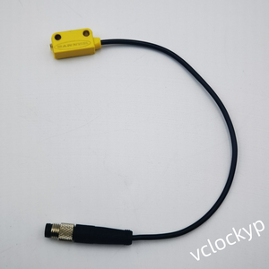 Sensor Fotoeléctrico Banner Q12RB6RQ, PNP/NPN, Alcance de 2 m, 10-30 VCC, 4 Pines M8, 6 Pulgadas Usado - Product Image 4
