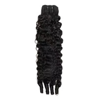 Lot de tissages de cheveux humains vierges bruts bouclés à cuticules alignées, Fournisseur en gros de cheveux humains vierges bruts bouclés vietnamiens et birmans