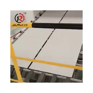 La fabbrica cinese ha personalizzato la macchina per la produzione di cartongesso in cartongesso con rivestimento in carta facile da riparare