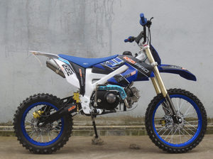 Motocicleta KXD612 de 4 tiempos, 125/140CC, con arranque a patada, embrague manual para adultos, transmisión por cadena, 61-80km/h, ¡Gran Venta! - Product Image 4