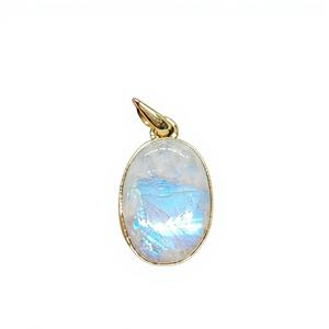 Lote al por mayor de collares con colgante hecho a mano para mujer, con piedra lunar arcoíris natural, cristal y dijes chapados en oro de latón. - Product Image 1