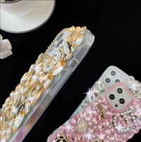 Coque de téléphone Rhinestone personnalisée au design de luxe pour iPhone 15 14 13 12 11 Pro Max Xs Xr Paillettes Diamant Couvertures de téléphone portable pour filles