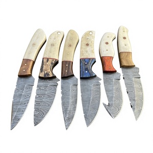 Cuchillo de caza y camping personalizable DIY con hoja fija de acero de Damasco forjado, punta de gota, dureza 58-60 y mango de madera Pakka azul - Product Image 4