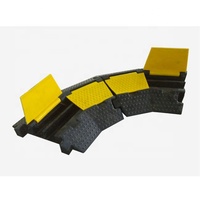Rampes en caoutchouc matérielles de voiture de tissu durable de protecteur de câble résistant pour des affichages de botte d'étape