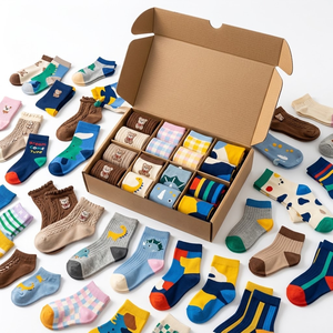 Lot de chaussettes pour enfants, antidérapantes, à motifs animaux, fruits et rayures, pour garçons et filles, vente en gros - Product Image 3
