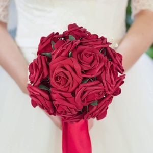 <span class=keywords><strong>50</strong></span> pezzi <span class=keywords><strong>rose</strong></span> <span class=keywords><strong>rosse</strong></span> finte di alta qualità per fai da te Bouquet da sposa centrotavola doccia casa fiori decorazioni disposizione - Product Image 5