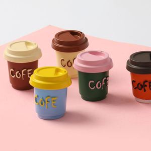 Pegatina Magnética 3D Creativa para Refrigerador con Diseño de Taza de Café Multicolor, Decoración con Simulación de Succión Magnética - Product Image 6