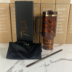 Gobelet Tylaa en gros pour Stan 40oz avec poignée, gobelets à eau en acier inoxydable, gobelet à paille, bouteille d'eau, gobelet <span class=keywords><strong>isotherme</strong></span> pour l'extérieur - Product Image 4