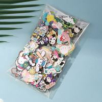 Épingles en émail personnalisées avec logo, motifs mèmes amusants, badges de revers fantaisie chat orange, vente en gros directe d'usine (catalogue inclus)