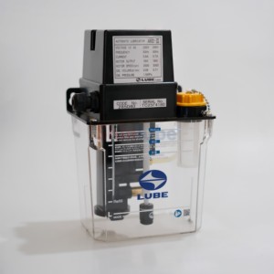 Bomba de Lubricación Automática LUBE AMZ-III 100V 1.8L 285040 para Máquinas Herramienta CNC - Product Image 6