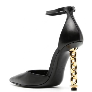 Sandalias de tacón de metal únicas para mujer, estilo stiletto, con hebilla en el tobillo, para fiesta u oficina, zapatos de tacón alto y fino con punta cerrada. - Product Image 4