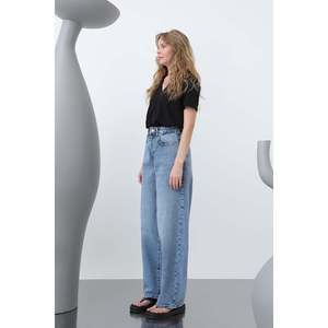 Pantalones Vaqueros Azules Holgados para Mujer, Marca Soul - Jeans de Pierna Ancha Cómodos para un Estilo Urbano Informal - Moda Moderna para el Día a Día - Product Image 2