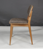 Chaise de salle à manger moderne en bois, structure en hêtre massif pour usage extérieur - Fournisseur de meubles de table pour appartement