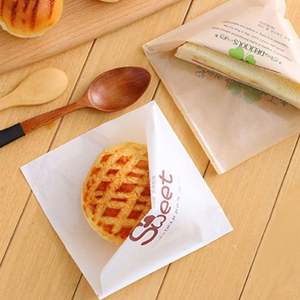 Bolsas de Papel Kraft Triangulares para Sándwiches y Croissants, Resistentes a la Grasa, Prácticas para el Desayuno - Product Image 3