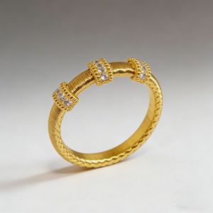 Bague de fiançailles personnalisée en or massif plaqué or 10K/14K avec diamant de laboratoire et zircon, style cluster, unisexe, pour anniversaire et fête - Product Image 1