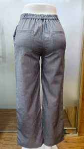 Paquete de Pantalones y Trajes a Rayas Premium para Mujer, Material Suave y Ligero para Confección de Vestidos y Manualidades - Product Image 3