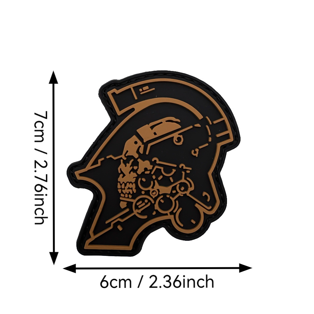 บี-ลูเดนส์ (พื้นหลังสีดำพร้อมโคลน)