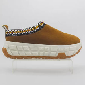 Pantoufles d'hiver de neige pour femmes à plate-forme de mode d'intérieur YL-1297 en gros - Product Image 5