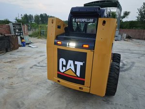 Chargeurs sur pneus CAT 246C d'occasion, mini-chargeurs sur pneus CAT 246 de 3 tonnes, en bon état - Product Image 5