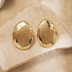Jingciren Boutique New fashion exaggerated personality hollow retro earrings cross-border European and American texture oval - Product Image 2
