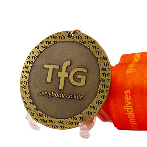 Offre Spéciale porte-cloche en métal personnalisé Style sportif praticabilité avec la nouvelle conception du fabricant de médailles de ruban pour les praticiens - Product Image 4