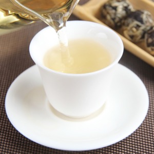 Thé Blanc du Yunnan Rock Sugar Sweet Rhyme, Calming Moonlight White <span class=keywords><strong>Dragon</strong></span> Balls - Product Image 5