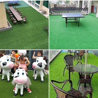Gazon artificiel pour aménagement paysager de jardin d'enfants et usage extérieur - Gazon vert pour mariage