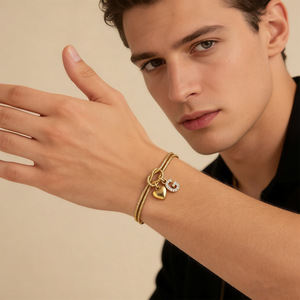 Nouveau bracelet tendance en acier inoxydable plaqué or 18 carats, design nœud concentrique, os de serpent, pendentif lettre entièrement serti de strass, <span class=keywords><strong>cadeau</strong></span> - Product Image 6