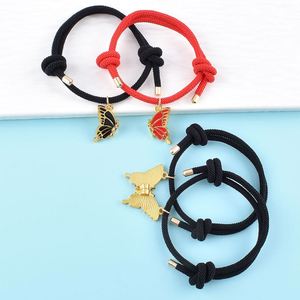 สร้อยข้อมือคู่แม่เหล็ก ลายผีเสื้อเคลือบสีสันสดใส พร้อมจี้แม่เหล็กแบบหยดน้ำมัน สายมิลาน สร้อยข้อมือมิตรภาพ สร้อยข้อมือคู่รัก - Product Image 4