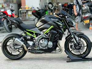 Moto <span class=keywords><strong>Kawasaki</strong></span> Z900 d'occasion <span class=keywords><strong>2018</strong></span>, moto sportive, état premium - Product Image 4