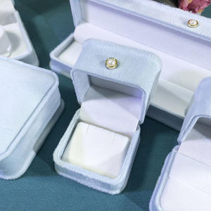 Caja de Joyería de Lujo Azul Hielo, Caja de Joyería de Terciopelo con Tapa Abatible para Pendientes, Anillos y Colgantes, Caja de Empaque para Joyería - Product Image 2