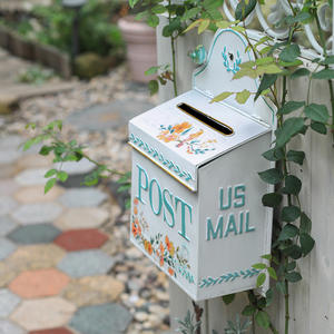 Boîte <span class=keywords><strong>aux</strong></span> <span class=keywords><strong>lettres</strong></span> extérieure en ferronnerie murale d'<span class=keywords><strong>entrée</strong></span> de jardin frais de style européen avec boîte de livraison décorative en relief tridimensionnel - Product Image 2