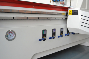 Tự động <span class=keywords><strong>CNC</strong></span> làm tổ Máy 1325 1530 2030 2040 3 trục 9KW <span class=keywords><strong>ATC</strong></span> trục chính <span class=keywords><strong>CNC</strong></span> <span class=keywords><strong>Router</strong></span> cho cửa gỗ khắc máy khoan - Product Image 3