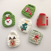 Étui pour écouteurs, mini porte-monnaie, porte-clés et breloque Père Noël, tricotés à la main, à thème de Noël et motif dessin animé