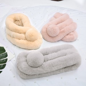 Personalizado artificial suave bufanda de piel sintética de las mujeres bufanda de invierno con bola y de piel de conejo bufanda - Product Image 3