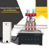 Routeur CNC 3D à 4 processus entièrement automatique pour la découpe de MDF, la fabrication de portes de meubles et la gravure sur bois