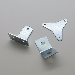Support d'angle en fer en forme de L, connecteur de quincaillerie, support de meuble durable, galvanisé - Product Image 1