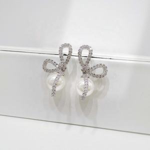 Boucles d'oreilles papillon en argent sterling 925 plaqué or, style vintage tendance, pour filles, été coréen, uniques, prix usine. - Product Image 3