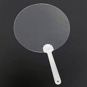 Mini-ventilateurs Kpop transparents en plastique personnalisés et éventails mignons avec support de main, éventail transparent imprimé sur mesure - Product Image 1
