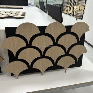 Diffusore sonoro <span class=keywords><strong>MDF</strong></span> di disegno geometrico ad alta densità fonoassorbente rivestimento flessibile in tessuto impiallacciato pannelli acustici da parete - Product Image 2